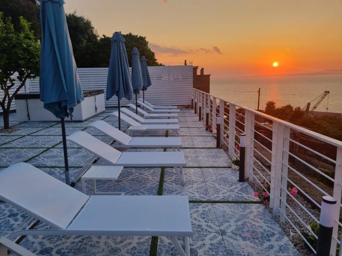 Bed and Breakfast Relais Al Castello Castellammare di Stabia Exterior foto
